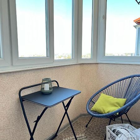 Relax. Просторі Та Затишні Апартаменти Тернополь Экстерьер фото